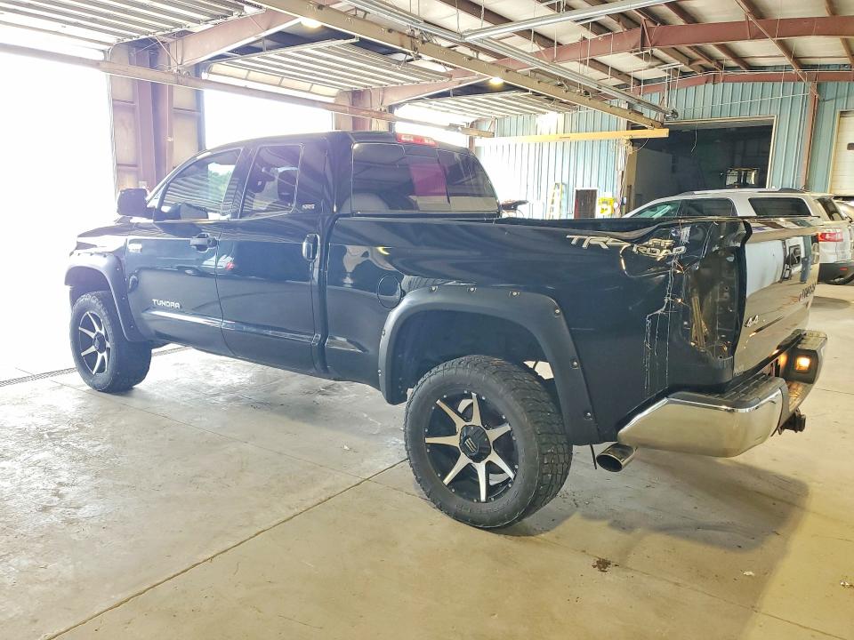 Продаж на аукціоні авто 2017 Toyota Tundra, vin: 5TFUW5F17HX591170        , номер лоту: 68812286