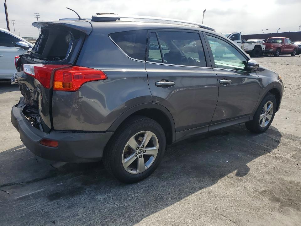 2015 Toyota Rav4 მანქანა იყიდება აუქციონზე, vin: 2T3WFREV5FW135433, აუქციონის ნომერი: 69956856