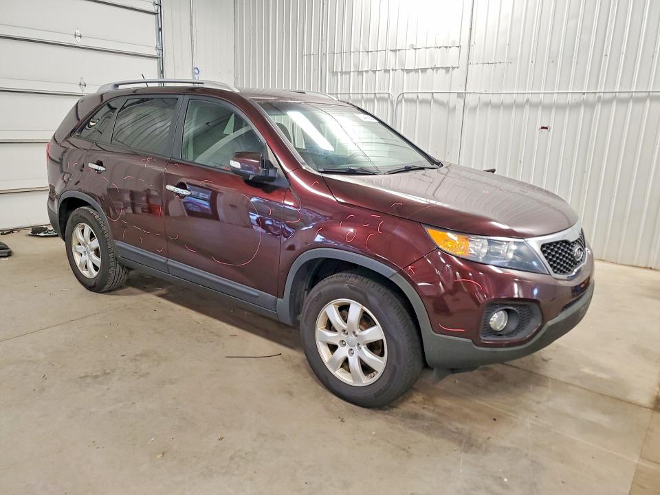 2013 Kia Sorento მანქანა იყიდება აუქციონზე, vin: 5XYKT3A64DG397264, აუქციონის ნომერი: 70448636