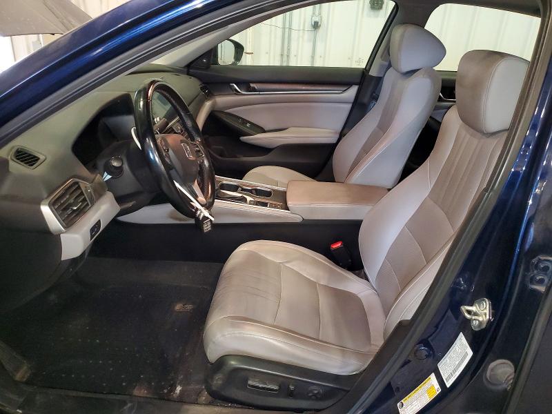 67984616 :رقم المزاد ، 1HGCV1F51JA206951 vin ، 2018 Honda Accord مزاد بيع