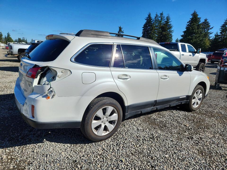 70292456 :رقم المزاد ، 4S4BRBCC1A3376427 vin ، 2010 Subaru Outback مزاد بيع