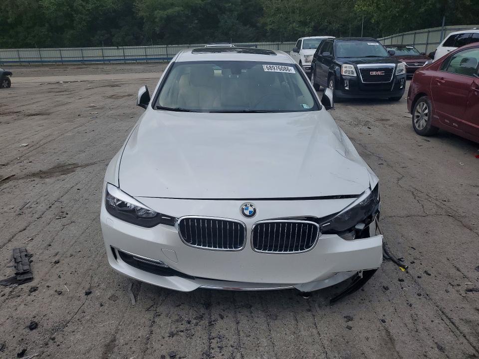 2013 Bmw 328 მანქანა იყიდება აუქციონზე, vin: WBA3B5G56DNS03454, აუქციონის ნომერი: 68976086