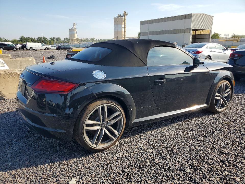67371976 :رقم المزاد ، TRUT5CFV0H1018626 vin ، 2017 Audi Tt مزاد بيع