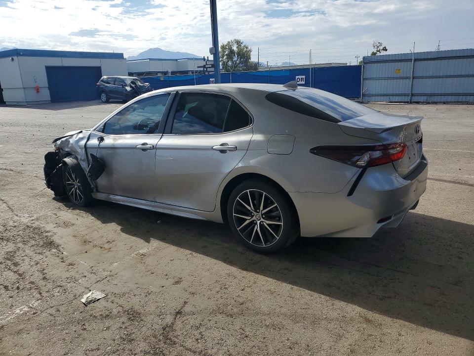 Продажа на аукционе авто 2022 Toyota Camry, vin: 4T1G11AK1NU651005, номер лота: 67731806
