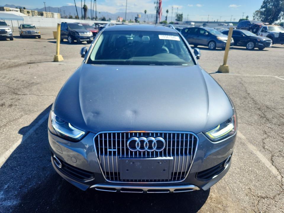 Продажа на аукционе авто 2013 Audi A4 Allroad, vin: WA1UFAFL8DA147992, номер лота: 70567946