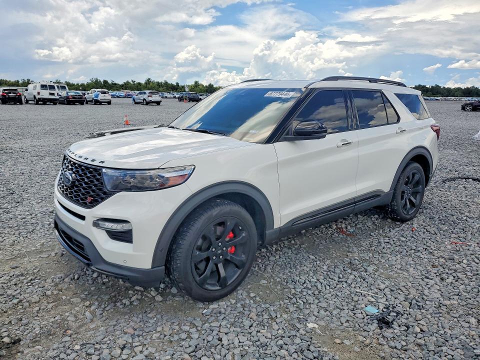 67779446 :رقم المزاد ، 1FM5K8GC0NGA18670 vin ، 2022 Ford Explorer مزاد بيع