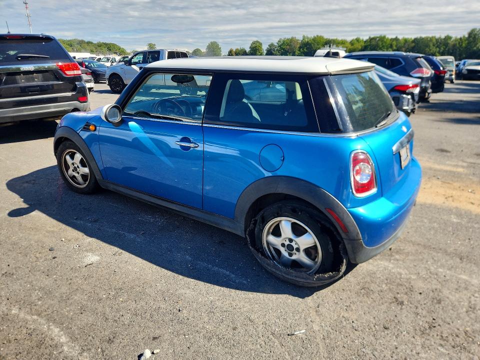 2011 Mini Cooper მანქანა იყიდება აუქციონზე, vin: WMWSU3C56BT251819, აუქციონის ნომერი: 69632676