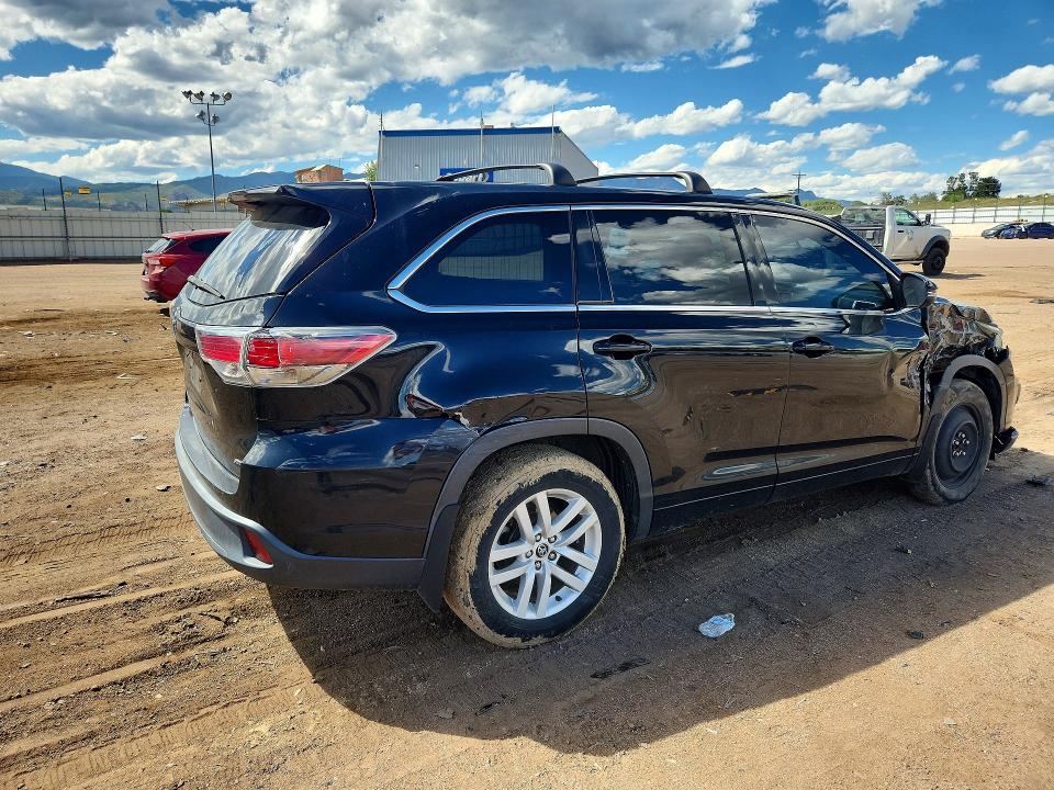 65446346 :رقم المزاد ، 5TDBKRFH1GS240220 vin ، 2016 Toyota Highlander مزاد بيع