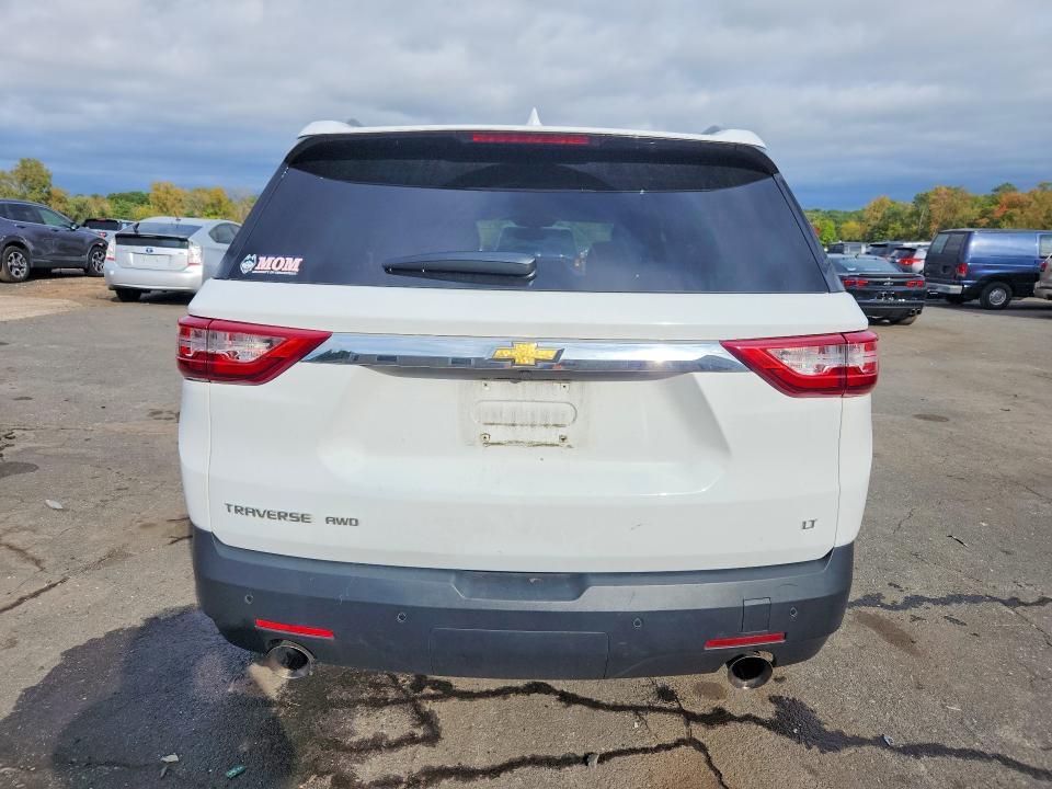 Продаж на аукціоні авто 2018 Chevrolet Traverse, vin: 1GNEVGKW0JJ204253, номер лоту: 70939846