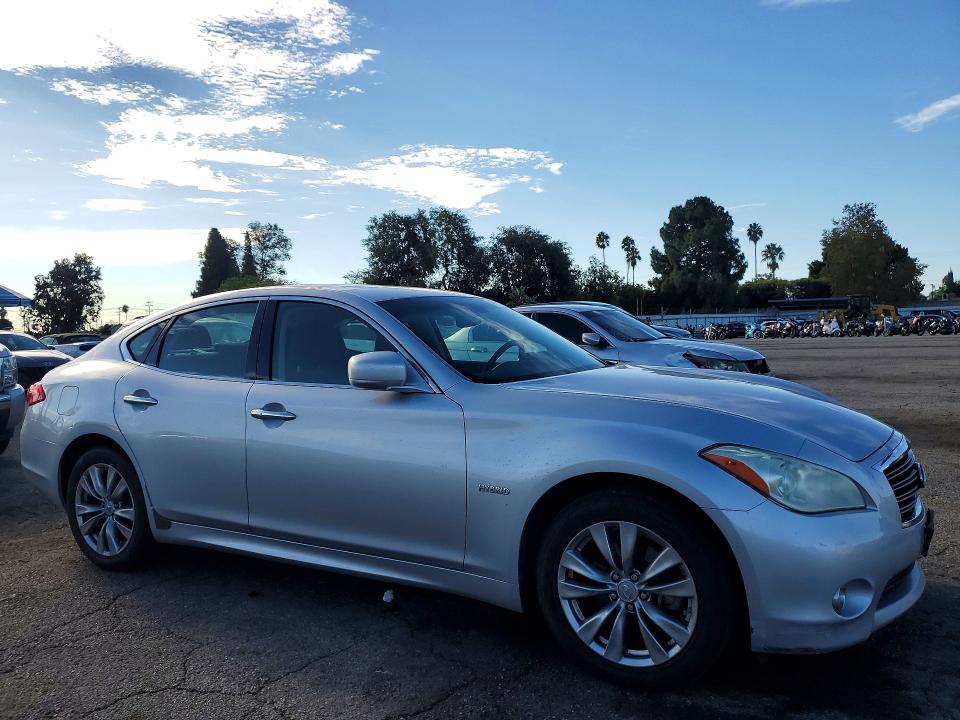 68305756 :رقم المزاد ، JN1EY1AP6CM910560 vin ، 2012 Infiniti M35h مزاد بيع