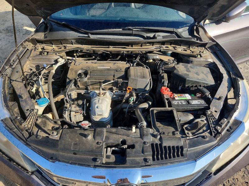 68917006 :رقم المزاد ، 1HGCR2F50HA030804 vin ، 2017 Honda Accord مزاد بيع