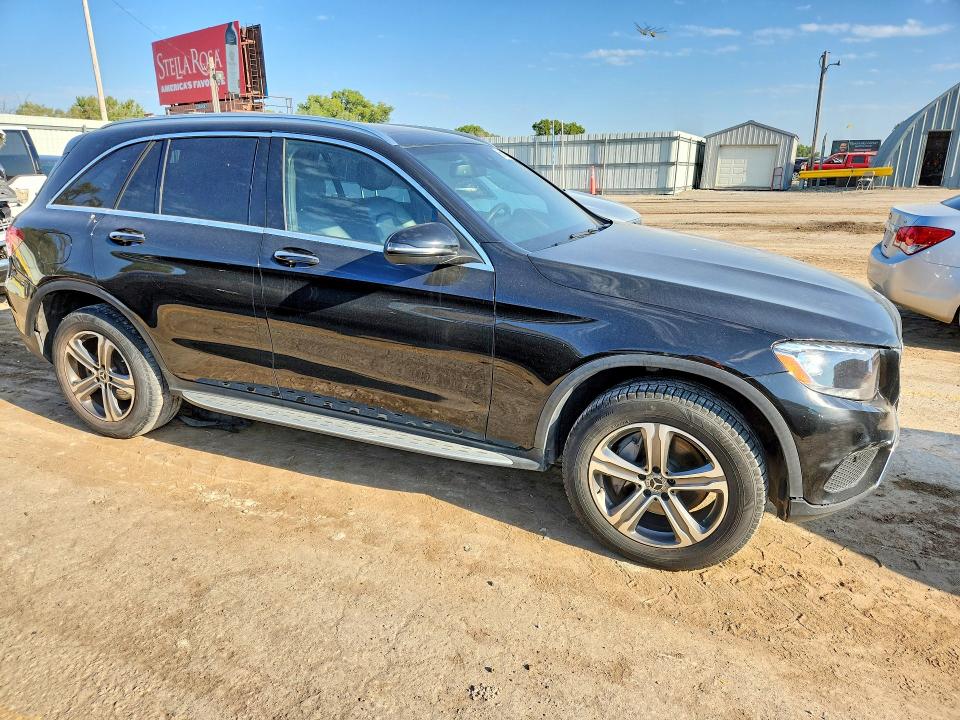 2017 Mercedes-benz Glc მანქანა იყიდება აუქციონზე, vin: WDC0G4KBXHV011467, აუქციონის ნომერი: 66841426
