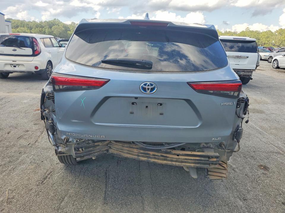 2022 Toyota Highlander Hybrid მანქანა იყიდება აუქციონზე, vin: 5TDGBRCH7NS075829, აუქციონის ნომერი: 70059156