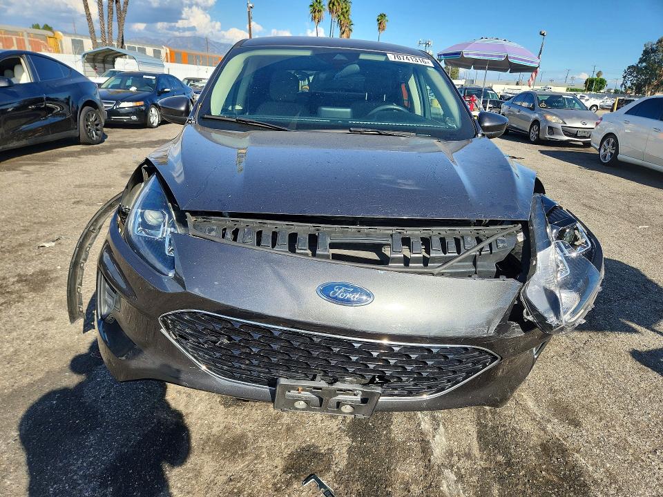 Продажа на аукционе авто 2020 Ford Escape, vin: 1FMCU0G67LUC74266, номер лота: 70741316