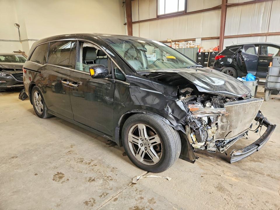 68088976 :رقم المزاد ، 5FNRL5H93DB505388 vin ، 2013 Honda Odyssey مزاد بيع