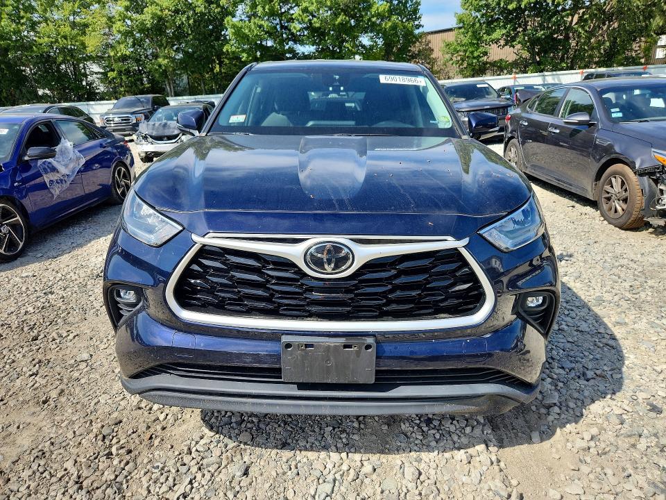 69018966 :رقم المزاد ، 5TDBZRBH7LS008913 vin ، 2020 Toyota Highlander مزاد بيع