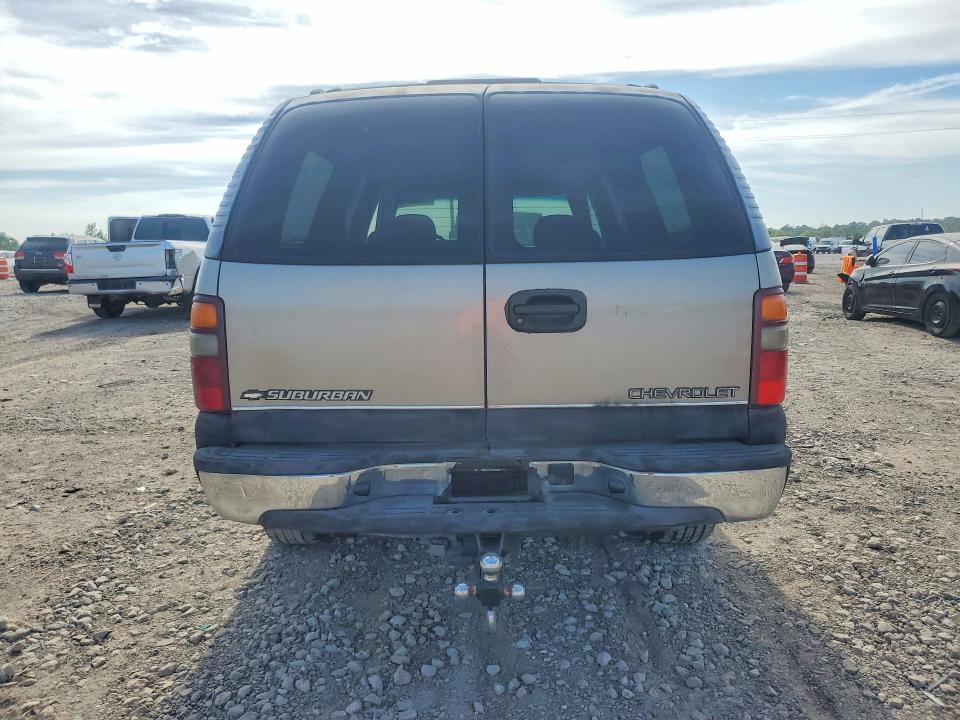 70494746 :رقم المزاد ، 3GNFK16T9YG123452 vin ، 2000 Chevrolet Suburban مزاد بيع