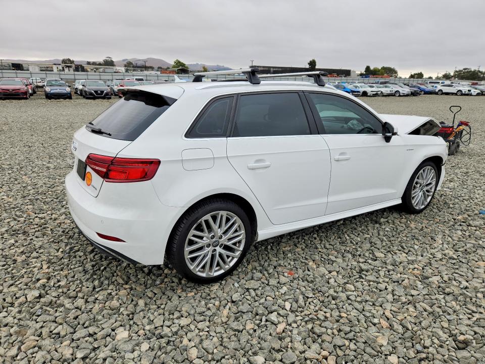 Aukcja sprzedaży 2018 Audi A3, vin: WAUTPBFF2JA068020, numer aukcji: 70112346