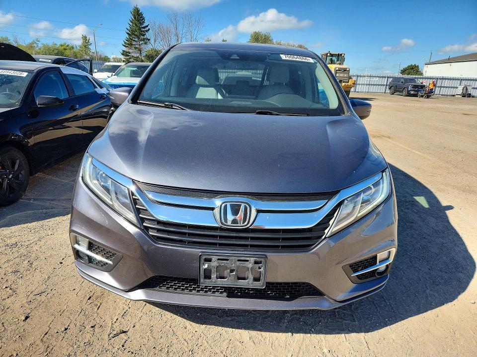 70064866 :رقم المزاد ، 5FNRL6H68JB509069 vin ، 2018 Honda Odyssey مزاد بيع