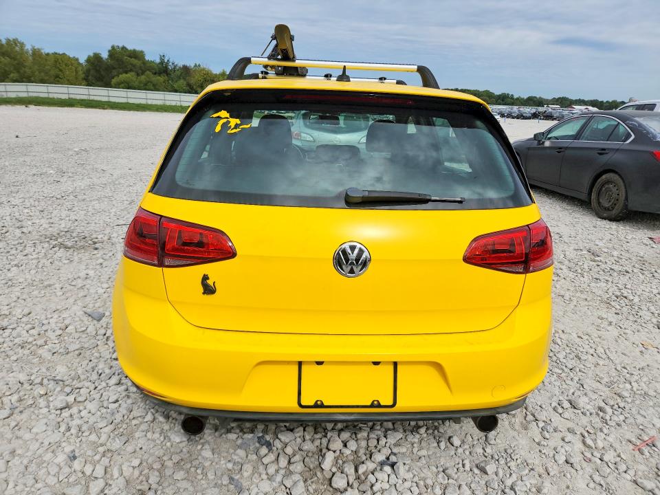 70677356 :رقم المزاد ، 3VW5T7AU6FM017072 vin ، 2015 Volkswagen Gti مزاد بيع