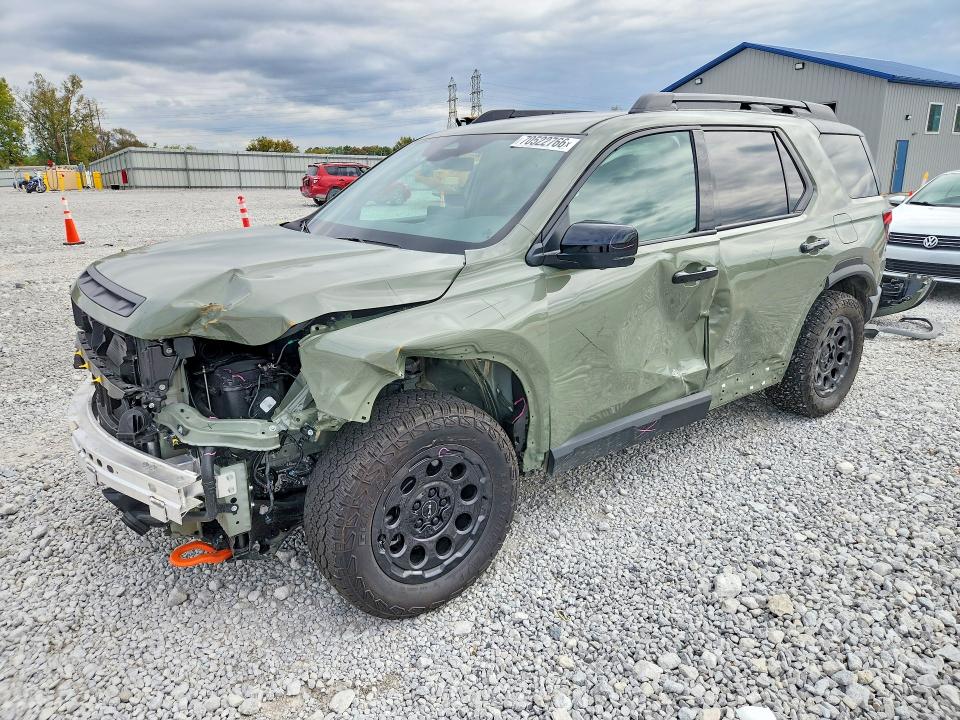 Auction sale of the 2026 Honda Passport, vin: 5FNYF9H86TB028083, lot number: 70522766