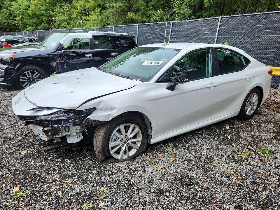 Auction sale of the 2026 Toyota Camry, vin: 4T1DAACK4TU679913, lot number: 70061186
