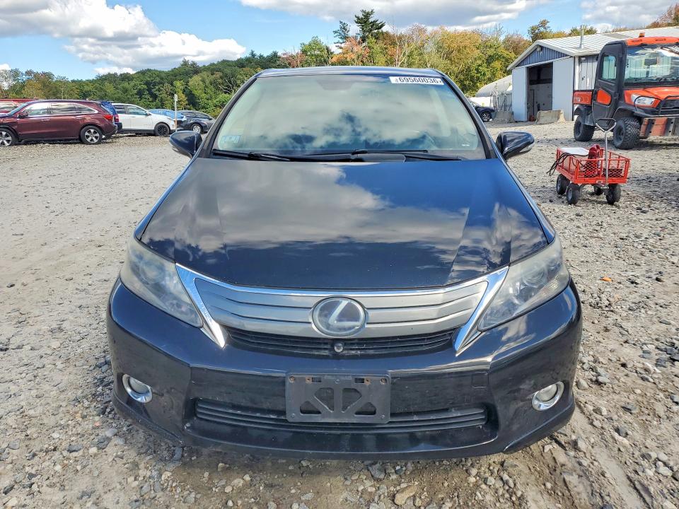 69560036 :رقم المزاد ، JTHBB1BA4A2014406 vin ، 2010 Lexus Hs مزاد بيع