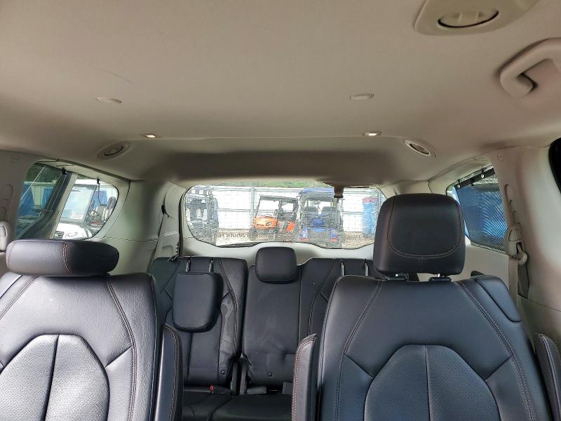Продажа на аукционе авто 2018 Chrysler Pacifica, vin: 2C4RC1EG2JR113823, номер лота: 70246166