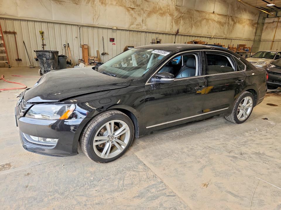 2015 Volkswagen Passat მანქანა იყიდება აუქციონზე, vin: 1VWCV7A3XFC027145, აუქციონის ნომერი: 67655356