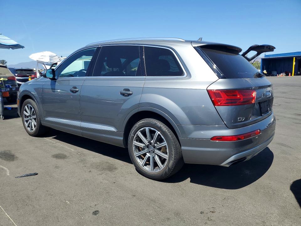 67672416 :رقم المزاد ، WA1AAAF77HD031773 vin ، 2017 Audi Q7 مزاد بيع