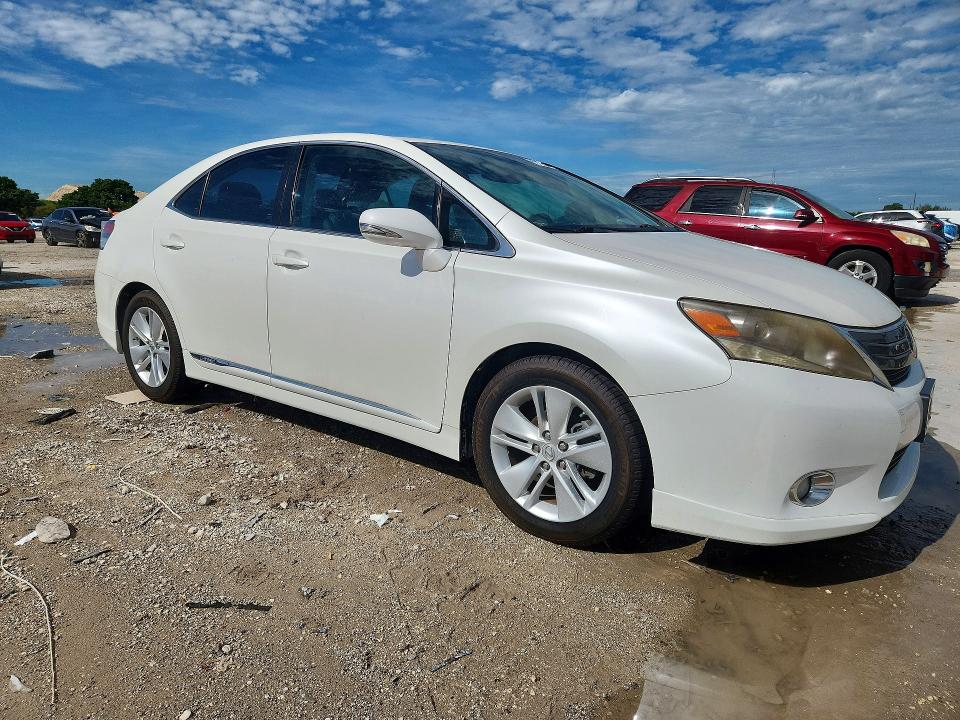 Продажа на аукционе авто 2010 Lexus Hs, vin: JTHBB1BA9A2029810, номер лота: 68105246