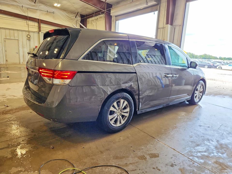 69309916 :رقم المزاد ، 5FNRL5H4XFB130154 vin ، 2015 Honda Odyssey مزاد بيع