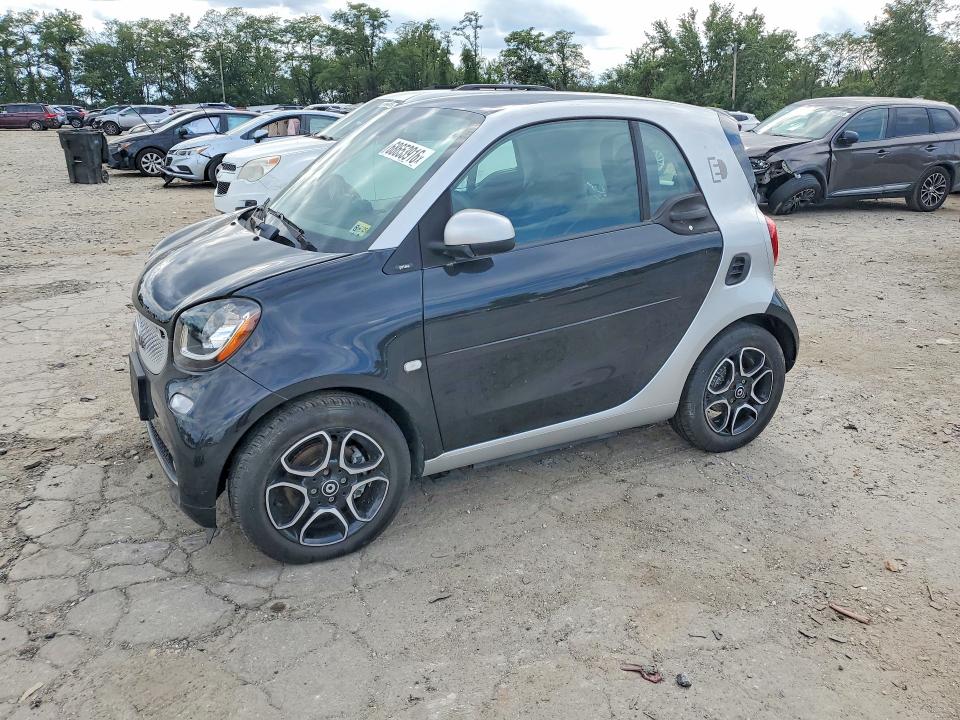 Aukcja sprzedaży 2017 Smart Fortwo, vin: WMEFJ9BA4HK235018, numer aukcji: 68653916