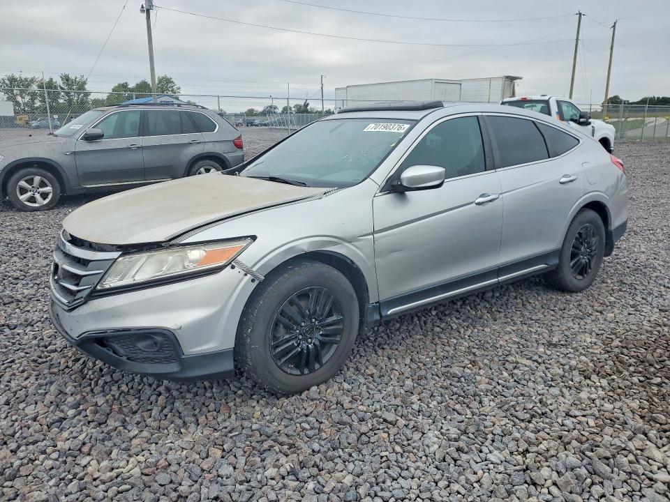 2013 Honda Crosstour მანქანა იყიდება აუქციონზე, vin: 5J6TF3H31DL002589, აუქციონის ნომერი: 70190376