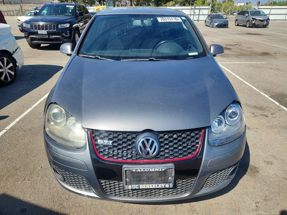 Продажа на аукционе авто 2009 Volkswagen Sd113, vin: WVWFD71K49W047985, номер лота: 70315116