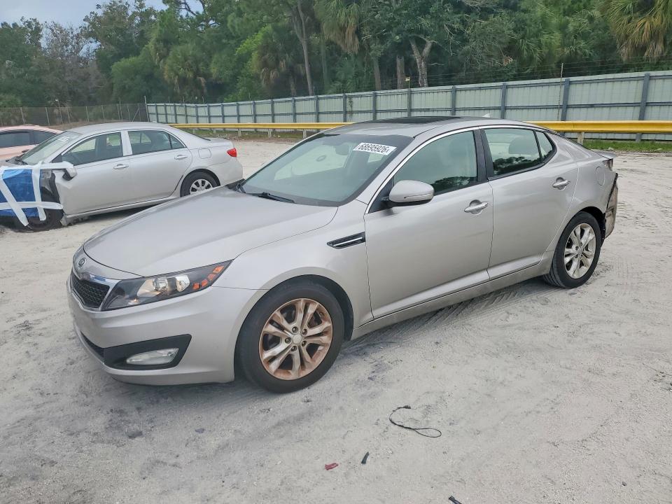 68695926 :رقم المزاد ، 5XXGN4A7XCG082115 vin ، 2012 Kia Optima مزاد بيع