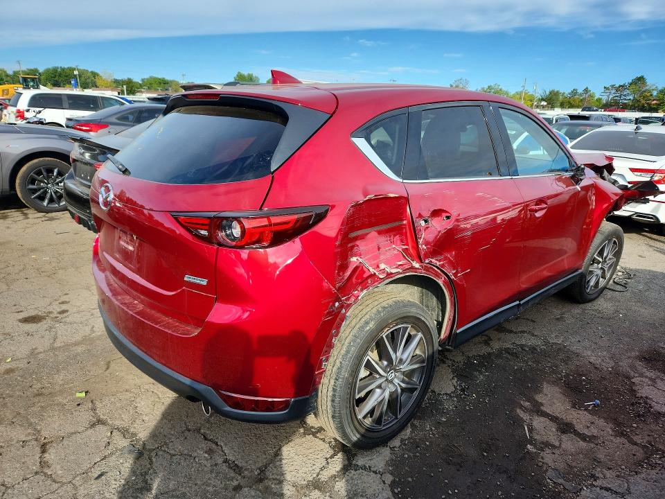 69105906 :رقم المزاد ، JM3KFBDL4H0201460 vin ، 2017 Mazda Cx-5 مزاد بيع