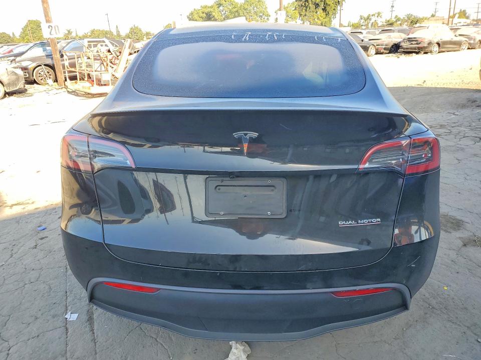 Продаж на аукціоні авто 2025 Tesla Model Y, vin: 7SAYGDEF3SF254781, номер лоту: 67198396