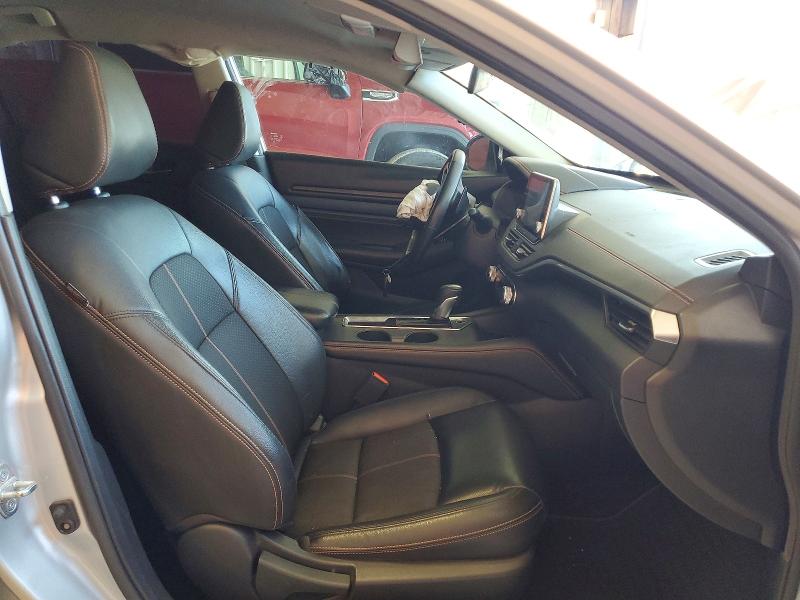 68392106 :رقم المزاد ، 1N4BL4CV3MN335816 vin ، 2021 Nissan Altima مزاد بيع