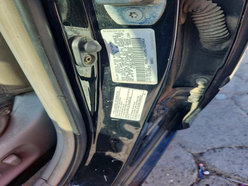 70369416 :رقم المزاد ، 4T1BE32K82U018389 vin ، 2002 Toyota Camry مزاد بيع