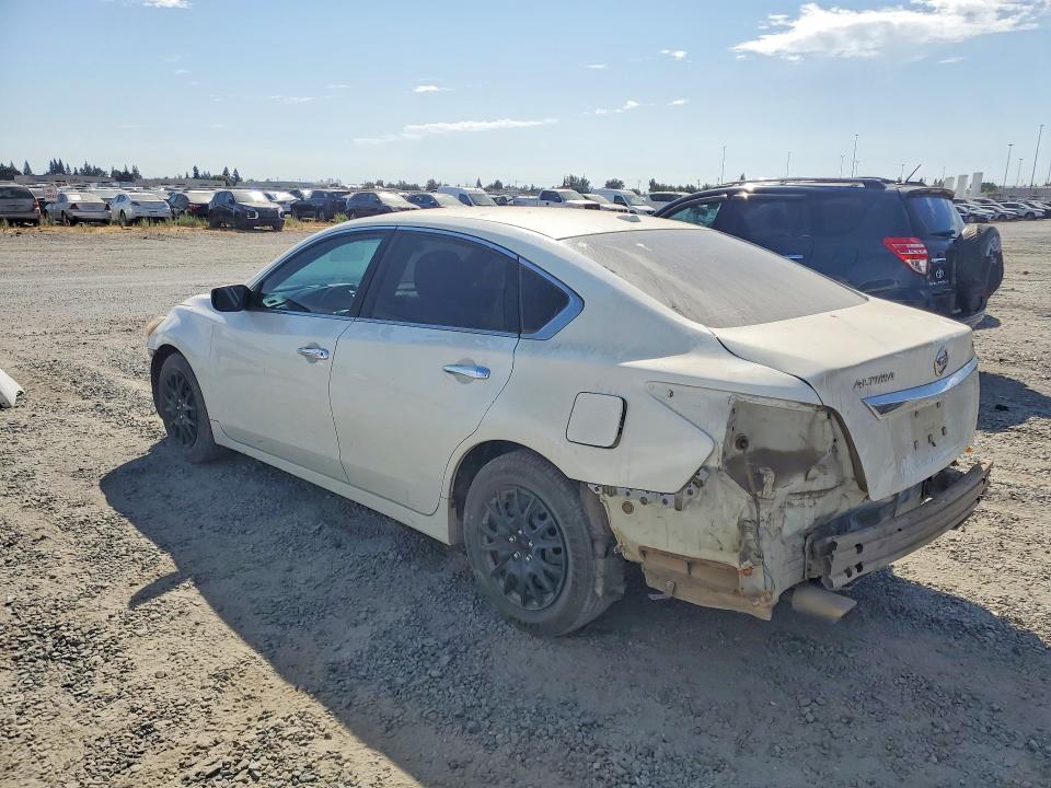 70101956 :رقم المزاد ، 1N4AL3AP6FN320336 vin ، 2015 Nissan Altima مزاد بيع