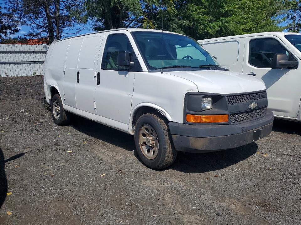 2014 Chevrolet Express G1500 მანქანა იყიდება აუქციონზე, vin: 1GCSGAFX4E1109268, აუქციონის ნომერი: 69643466