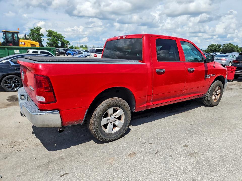 67081856 :رقم المزاد ، 1C6RR7KM5JS277309 vin ، 2018 Ram 1500 مزاد بيع