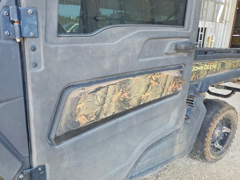 55624056 :رقم المزاد ، 1M0835RAEKM021912 vin ، 2019 John Deere Xuv835r مزاد بيع