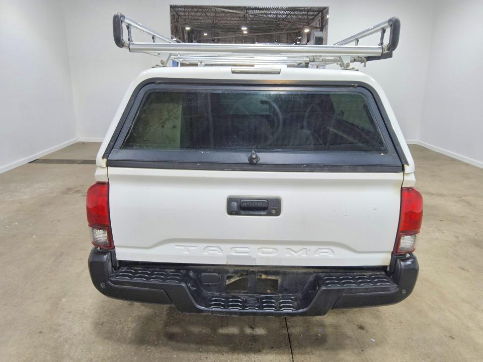 2022 Toyota Tacoma მანქანა იყიდება აუქციონზე, vin: 3TYSX5EN2NT011340, აუქციონის ნომერი: 69785336