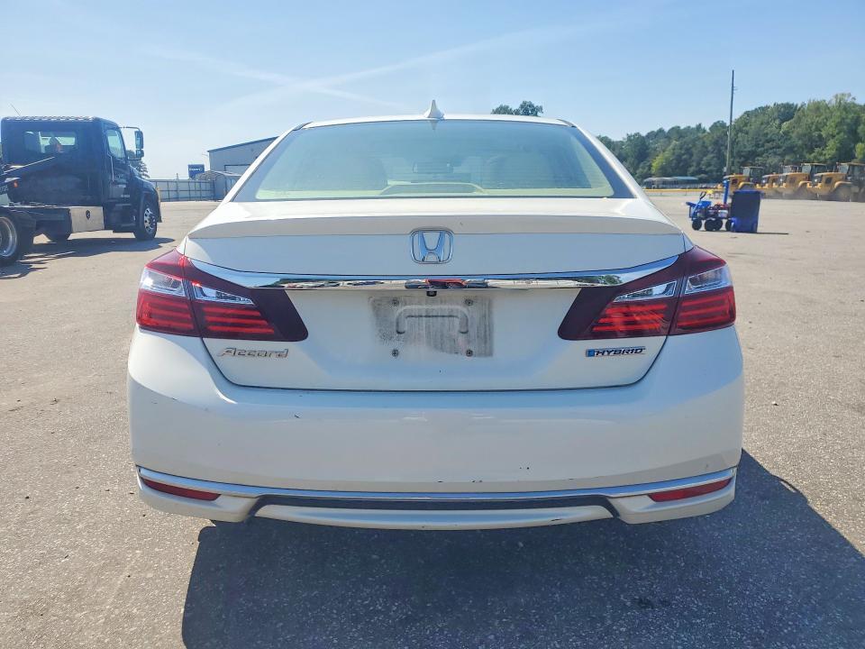 Продажа на аукционе авто 2017 Honda Accord, vin: JHMCR6F5XHC002792, номер лота: 68858546
