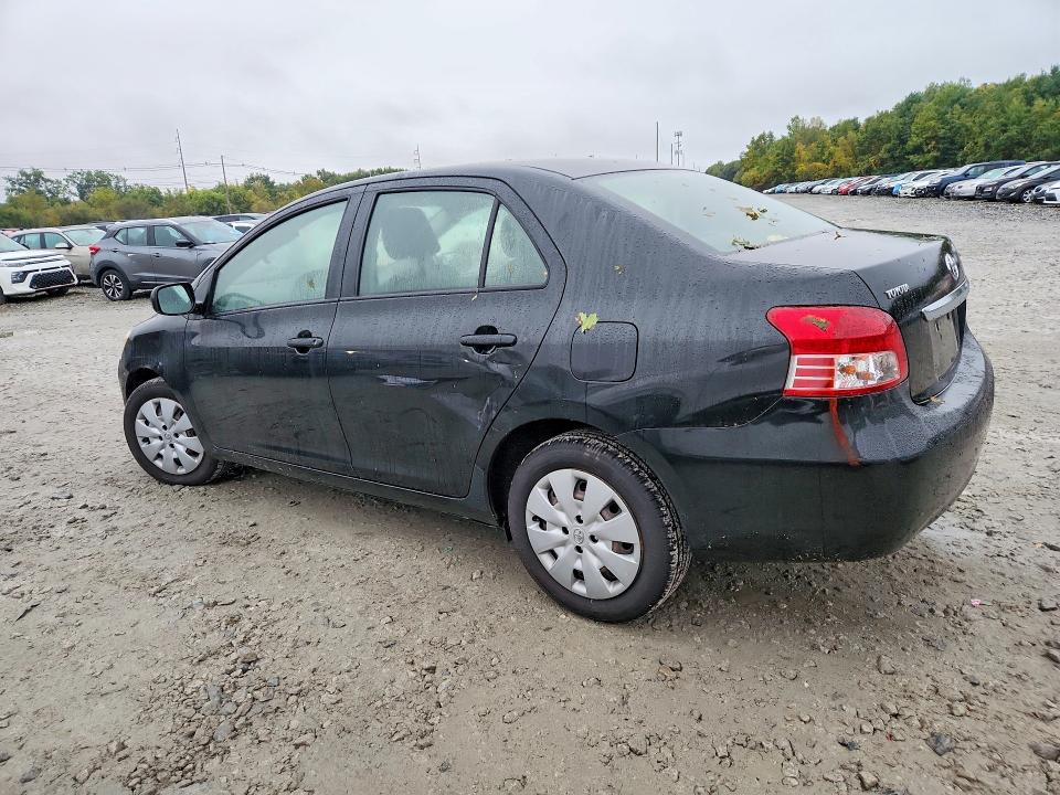71147376 :رقم المزاد ، JTDBT4K31B1405280 vin ، 2011 Toyota Yaris مزاد بيع