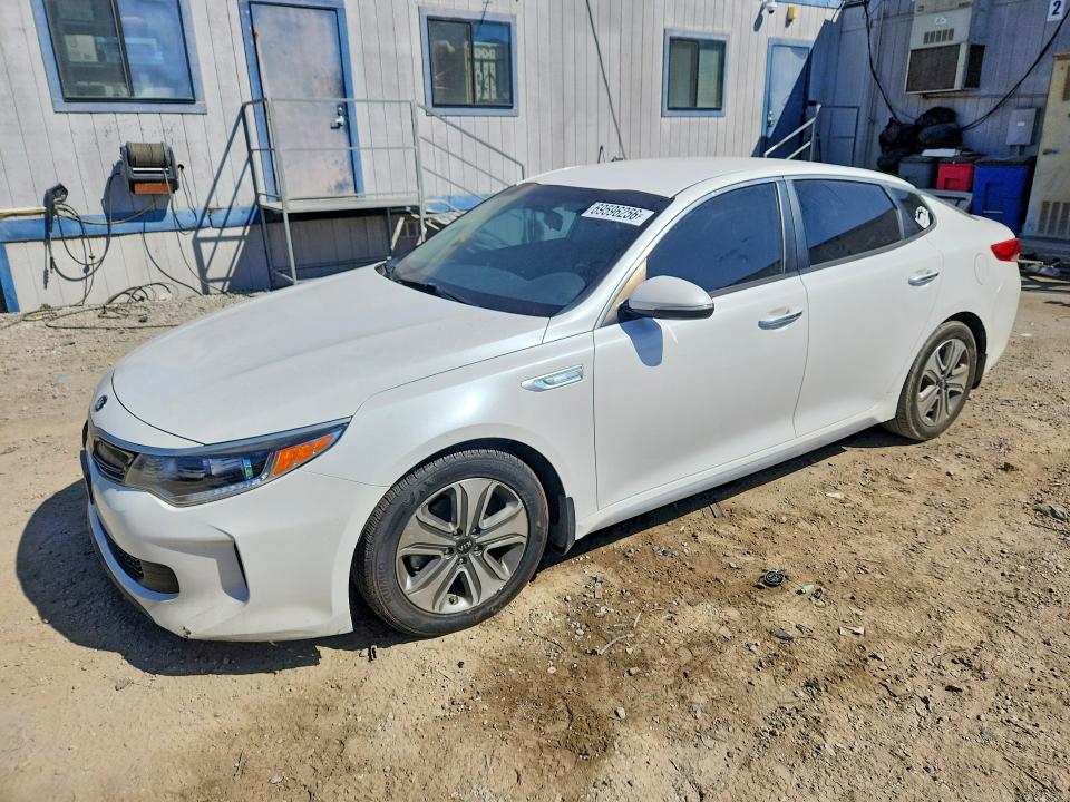 2018 Kia Optima Hybrid მანქანა იყიდება აუქციონზე, vin: KNAGU4LE8J5022704, აუქციონის ნომერი: 69596256