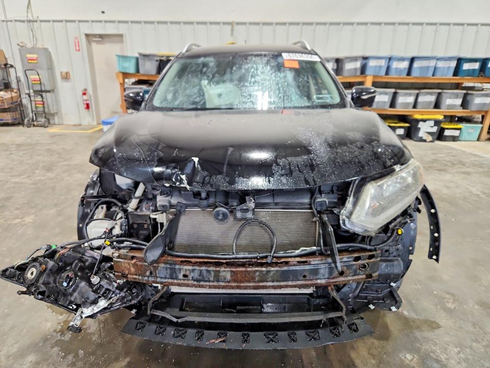 67636356 :رقم المزاد ، KNMAT2MV4FP523101 vin ، 2015 Nissan Rogue مزاد بيع