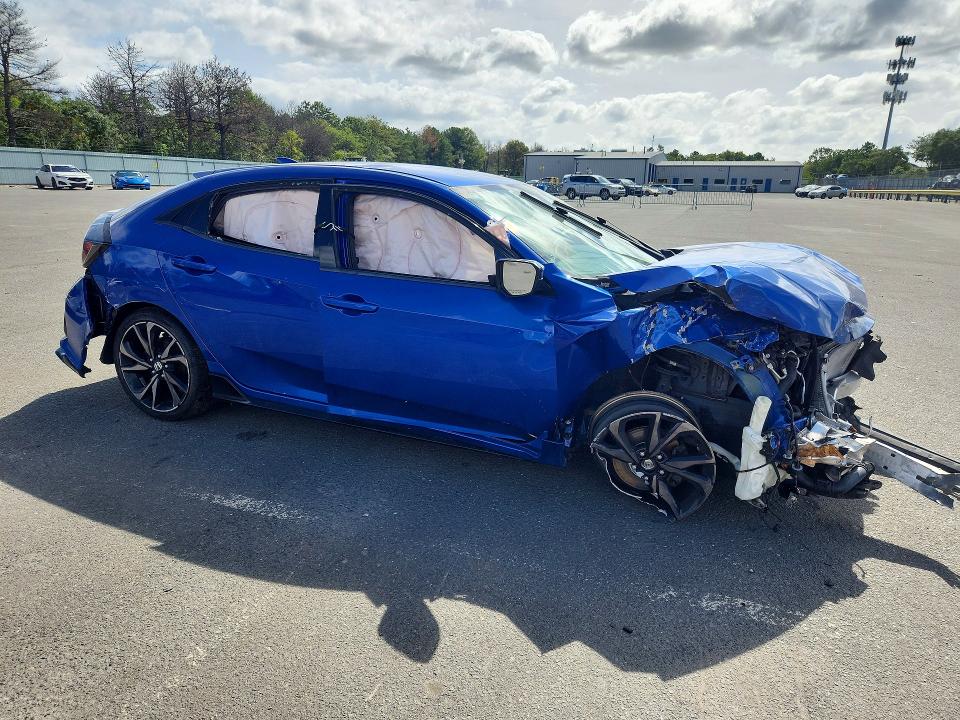 Auction sale of the 2017 Honda Civic, vin: SHHFK7H40HU425895, lot number: 69213516